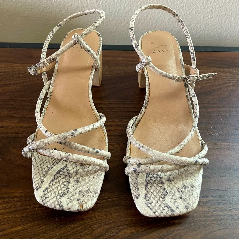 A New Day snake print heels, size 6.